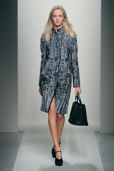 Look 14